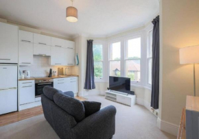 Lovely One Bed Apartment in Guildford